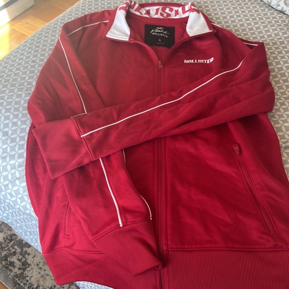 Hollister x Khalid Sweater - Picture 2 of 4